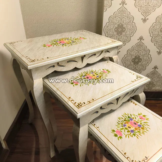 Lily Luxe Wooden Nesting Table