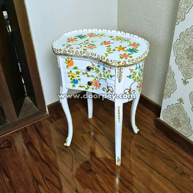 Daisy Daze Kidney Wooden Table