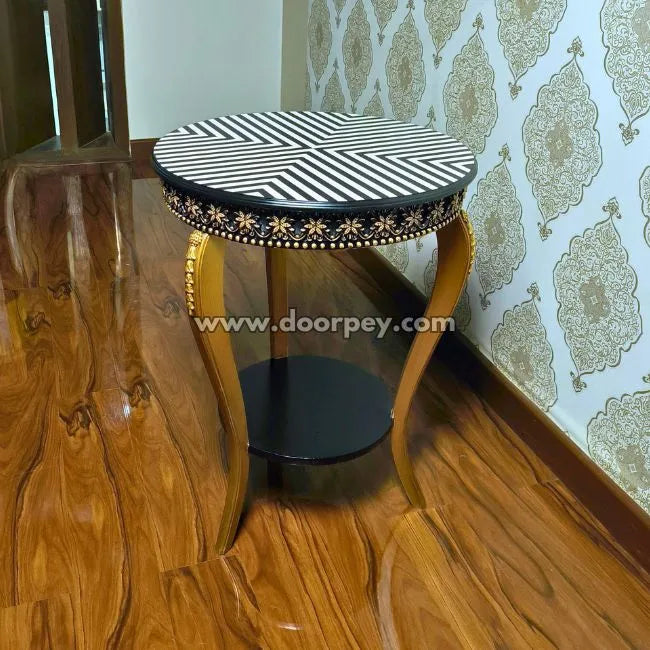 Versailles Grace - French End Table