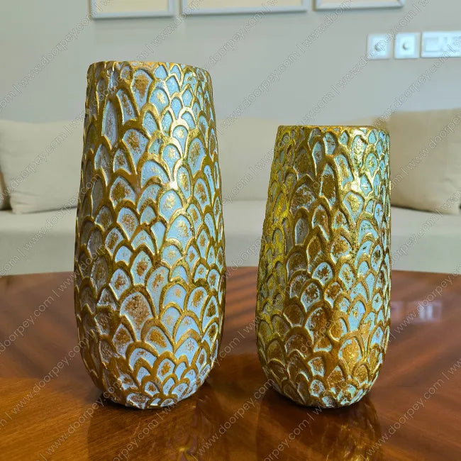 Detailed Golden Scale decorative resin vase set with a unique scaled texture for elegant home decor styling.