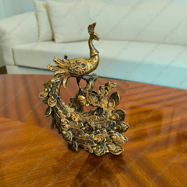 Royal Peacock resin sculpture with dark antique finish decorative peacock figurine for home decor