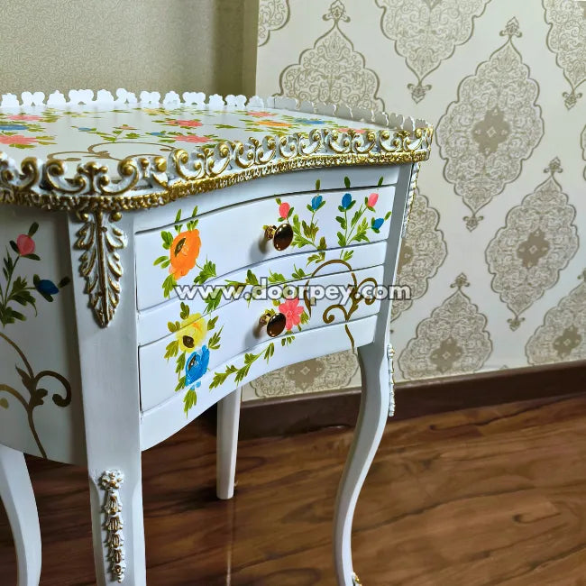 Daisy Daze Kidney Wooden Table