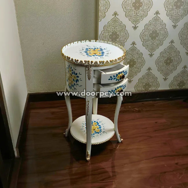 Daisy Delight Wooden Table