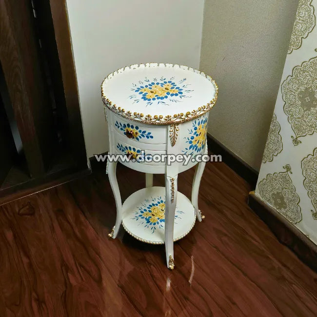 Daisy Delight Wooden Table