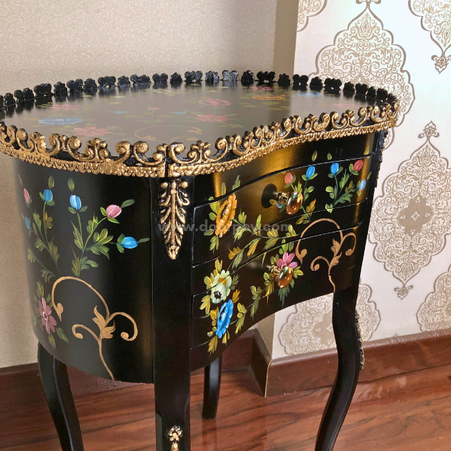 Whispering Willows Kidney Wooden Table