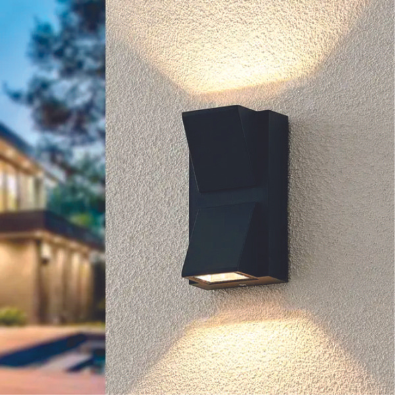 Outdoor two way wall mounted light available on cash on delivery on doorpey.com